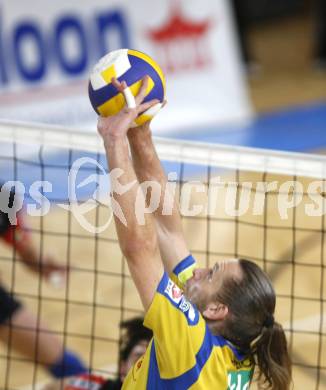 Volleyball. Bundesliga. HYPO VBK Klagenfurt gegen SK Aich/Dob. Pavel Reznicek (AICH). Klagenfurt, 13.4.2008
Copyright Kuess

---
pressefotos, pressefotografie, kuess, qs, qspictures, sport, bild, bilder, bilddatenbank