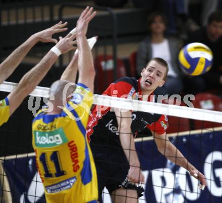 Volleyball. Bundesliga. HYPO VBK Klagenfurt gegen SK Aich/Dob. Martin Vokal (HYPO). Klagenfurt, 13.4.2008
Copyright Kuess

---
pressefotos, pressefotografie, kuess, qs, qspictures, sport, bild, bilder, bilddatenbank