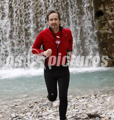 Tscheppaschluchtlauf. Wolfgang Schantl. Tscheppaschlucht, 16.4.2008
Foto: Kuess
---
pressefotos, pressefotografie, kuess, qs, qspictures, sport, bild, bilder, bilddatenbank