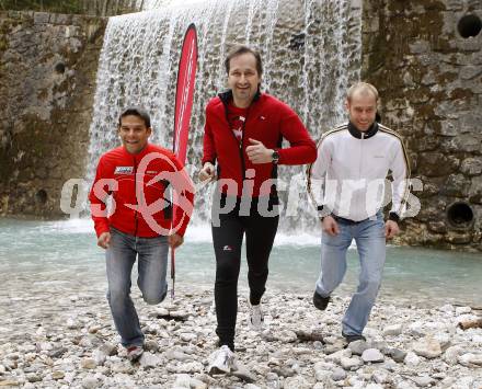 Tscheppaschluchtlauf. Herbert Maier, Wolfgang Schantl, Daniel Mesotitsch. Tscheppaschlucht, 16.4.2008
Foto: Kuess
---
pressefotos, pressefotografie, kuess, qs, qspictures, sport, bild, bilder, bilddatenbank