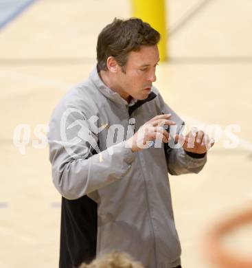 Volleyball Damen Bundesliga. ATSC Wildcats gegen Post SV Wien. Trainer: Helmut Voggenberger (Wildcats). Klagenfurt, am 16.4.2008.
Copyright Kuess

---
pressefotos, pressefotografie, kuess, qs, qspictures, sport, bild, bilder, bilddatenbank