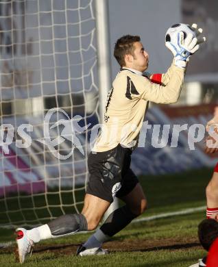 Fussball. Red Zac Bundesliga. FC Kaernten gegen FC Pax Gratkorn. Heinz Weber (Gratkorn). Klagenfurt, am 18.4.2008.
Copyright Kuess

---
pressefotos, pressefotografie, kuess, qs, qspictures, sport, bild, bilder, bilddatenbank