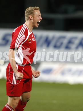 Fussball. Red Zac Bundesliga. FC Kaernten gegen FC Pax Gratkorn. Torjubel Michael Miksits (FCK). Klagenfurt, am 18.4.2008.
Copyright Kuess

---
pressefotos, pressefotografie, kuess, qs, qspictures, sport, bild, bilder, bilddatenbank