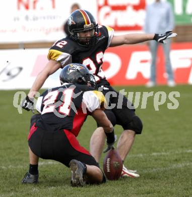 American Football. Carinthian Black Lions gegen Badalona Dracs (Spanien). Martin Knees (Lions). Klagenfurt, 19.4.2008.
Copyright Kuess

---
pressefotos, pressefotografie, kuess, qs, qspictures, sport, bild, bilder, bilddatenbank