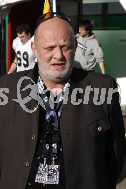 American Football. Carinthian Black Lions gegen Badalona Dracs (Spanien). Praesident Manfred Mocher (Lions). Klagenfurt, 19.4.2008.
Copyright Kuess

---
pressefotos, pressefotografie, kuess, qs, qspictures, sport, bild, bilder, bilddatenbank