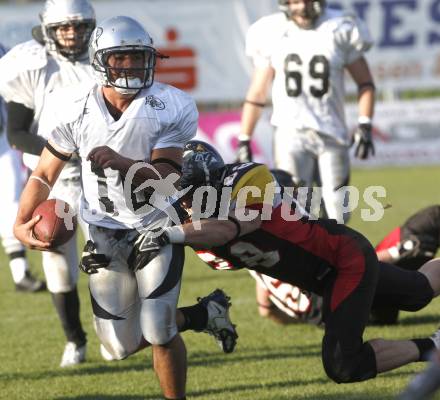 American Football. Carinthian Black Lions gegen Badalona Dracs (Spanien). Peter Petek (Lions). Klagenfurt, 19.4.2008.
Copyright Kuess

---
pressefotos, pressefotografie, kuess, qs, qspictures, sport, bild, bilder, bilddatenbank