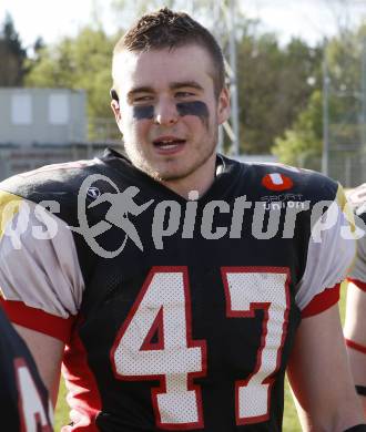 American Football. Carinthian Black Lions gegen Badalona Dracs (Spanien). Matthew Lemire (Lions). Klagenfurt, 19.4.2008.
Copyright Kuess

---
pressefotos, pressefotografie, kuess, qs, qspictures, sport, bild, bilder, bilddatenbank