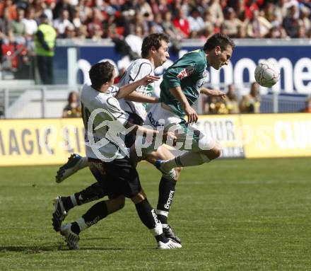 Fussball T-Mobile Bundesliga. SK Austria Kaernten gegen Ried. Zlatko Junuzovic, Wolfgang Bubenik (K), Rade Djokic (Ried). Klagenfurt, 20.4.2008.
Copyright Kuess

---
pressefotos, pressefotografie, kuess, qs, qspictures, sport, bild, bilder, bilddatenbank