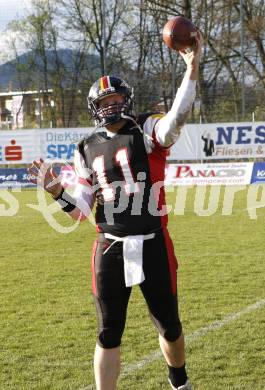 American Football. Carinthian Black Lions gegen Badalona Dracs (Spanien). Spielertrainer Shane Fogarty (Lions). Klagenfurt, 19.4.2008.
Copyright Kuess

---
pressefotos, pressefotografie, kuess, qs, qspictures, sport, bild, bilder, bilddatenbank