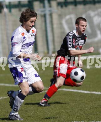 Fussball. Regionalliga. SAK gegen Feldkirchen. Triplat Grega (SAK), Striednig Patrick Rene (Feldkirchen). Klagenfurt, 19.4.2008.
Copyright Kuess

---
pressefotos, pressefotografie, kuess, qs, qspictures, sport, bild, bilder, bilddatenbank