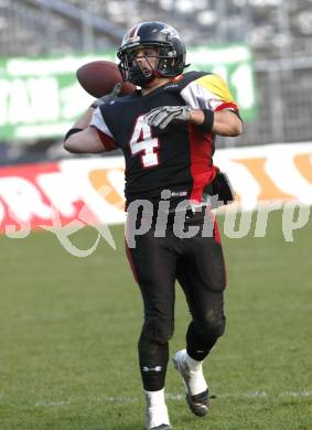 American Football. Carinthian Black Lions gegen Badalona Dracs (Spanien). Gregory Jones (Lions). Klagenfurt, 19.4.2008.
Copyright Kuess

---
pressefotos, pressefotografie, kuess, qs, qspictures, sport, bild, bilder, bilddatenbank