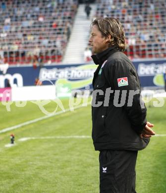 Fussball T-Mobile Bundesliga. SK Austria Kaernten gegen Ried. Trainer Frenkie Schinkels (Kaernten). Klagenfurt, 20.4.2008.
Copyright Kuess

---
pressefotos, pressefotografie, kuess, qs, qspictures, sport, bild, bilder, bilddatenbank