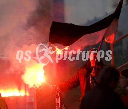 Fussball Regionalliga. WAC/St.Andrae gegen TSV Hartberg.  Jubel Fan (St.Andrae). St. Andrae, am 25.4.2008.
Copyright Kuess

---
pressefotos, pressefotografie, kuess, qs, qspictures, sport, bild, bilder, bilddatenbank