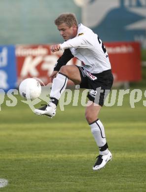 Fussball Regionalliga. WAC/St.Andrae gegen TSV Hartberg.  Christian Weber (St.Andrae),(Hartberg). St. Andrae, am 25.4.2008.
Copyright Kuess

---
pressefotos, pressefotografie, kuess, qs, qspictures, sport, bild, bilder, bilddatenbank