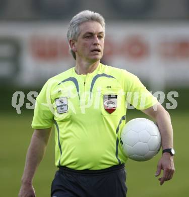 Fussball Regionalliga. WAC/St.Andrae gegen TSV Hartberg.  Schiedsrichter Walter Stockinger. St. Andrae, am 25.4.2008.
Copyright Kuess

---
pressefotos, pressefotografie, kuess, qs, qspictures, sport, bild, bilder, bilddatenbank