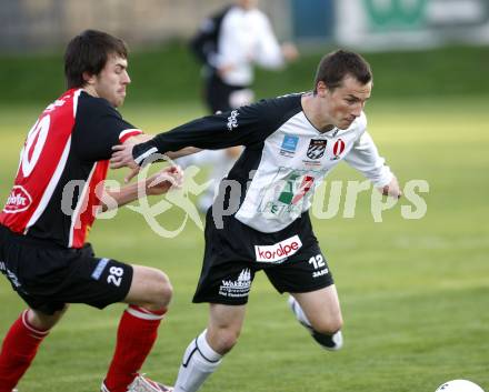 Fussball Regionalliga. WAC/St.Andrae gegen TSV Hartberg.  Schüssler Markus (St.Andrae), Kelbert Roland (Hartberg). St. Andrae, am 25.4.2008.
Copyright Kuess

---
pressefotos, pressefotografie, kuess, qs, qspictures, sport, bild, bilder, bilddatenbank