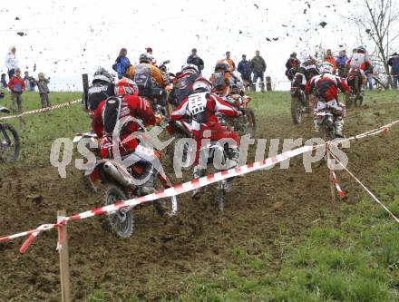 Motocross. Enduro Trophy Griffen. Haberberg, 19.4.2008. Start.
Copyright Kuess

---
pressefotos, pressefotografie, kuess, qs, qspictures, sport, bild, bilder, bilddatenbank