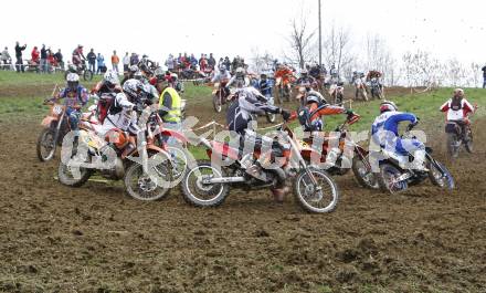 Motocross. Enduro Trophy Griffen. Haberberg, 19.4.2008. Start.
Copyright Kuess

---
pressefotos, pressefotografie, kuess, qs, qspictures, sport, bild, bilder, bilddatenbank