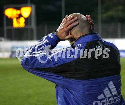 Fussball Red Zac Bundesliga. FC Kaernten gegen Trenkwalder SKS. Trainer Slobodan Grubor (FCK). Klagenfurt, am 29.4.2008.
Copyright Kuess

---
pressefotos, pressefotografie, kuess, qs, qspictures, sport, bild, bilder, bilddatenbank