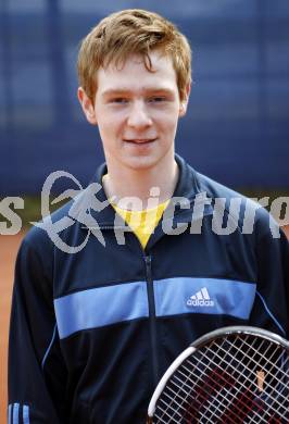 Tennis Nachwuchs. Patrick Ofner. Klagenfurt, am 26.4.2008.
Foto: Kuess 
---
pressefotos, pressefotografie, kuess, qs, qspictures, sport, bild, bilder, bilddatenbank