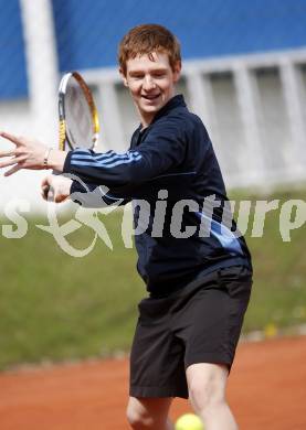 Tennis Nachwuchs. Patrick Ofner. Klagenfurt, am 26.4.2008.
Foto: Kuess
---
pressefotos, pressefotografie, kuess, qs, qspictures, sport, bild, bilder, bilddatenbank