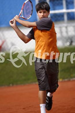 Tennis Nachwuchs. Jason Peter Platzer. Klagenfurt, am 26.4.2008.
Foto: Kuess 
---
pressefotos, pressefotografie, kuess, qs, qspictures, sport, bild, bilder, bilddatenbank