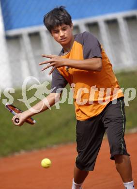 Tennis Nachwuchs. Jason Peter Platzer. Klagenfurt, am 26.4.2008.
Foto: Kuess 
---
pressefotos, pressefotografie, kuess, qs, qspictures, sport, bild, bilder, bilddatenbank