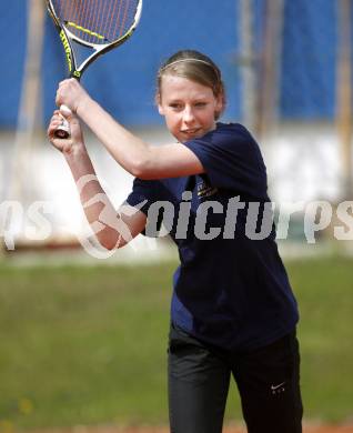 Tennis Nachwuchs. Karoline Slugal. Klagenfurt, am 26.4.2008.
Foto: Kuess 
---
pressefotos, pressefotografie, kuess, qs, qspictures, sport, bild, bilder, bilddatenbank