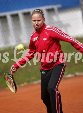 Tennis Nachwuchs.  Sarah Kanduth. Klagenfurt, am 26.4.2008.
Foto: Kuess 
---
pressefotos, pressefotografie, kuess, qs, qspictures, sport, bild, bilder, bilddatenbank