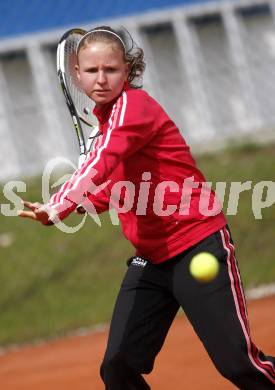 Tennis Nachwuchs.  Sarah Kanduth. Klagenfurt, am 26.4.2008.
Foto: Kuess 
---
pressefotos, pressefotografie, kuess, qs, qspictures, sport, bild, bilder, bilddatenbank