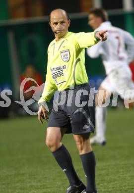 Fussball Red Zac Bundesliga. FC Kaernten gegen Trenkwalder SKS. Schiedsrichter Konrad Plautz. Klagenfurt, am 29.4.2008.
Copyright Kuess

---
pressefotos, pressefotografie, kuess, qs, qspictures, sport, bild, bilder, bilddatenbank