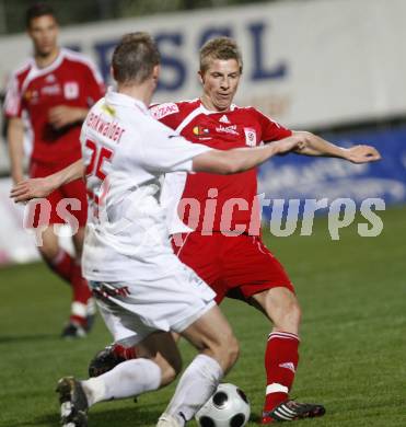 Fussball Red Zac Bundesliga. FC Kaernten gegen Trenkwalder SKS. Thomas Hinum (FCK), Martin Pusic (Trenkwalder). Klagenfurt, am 29.4.2008.
Copyright Kuess

---
pressefotos, pressefotografie, kuess, qs, qspictures, sport, bild, bilder, bilddatenbank