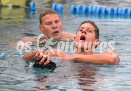 12.08.2006 Schwimmen Oesterreichische Meisterschaften
Wolfsberg Kaernten 200 Meter Schmetterling.
Dominik Duer SV Voecklabruck und Dinko Jukic SC Austria Wien.


Foto: Kuess
---
pressefotos, pressefotografie, kuess, qs, qspictures, sport, bild, bilder, bilddatenbank