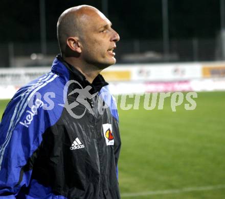 Fussball Red Zac Bundesliga. FC Kaernten gegen Trenkwalder SKS. Trainer Slobodan Grubor (FCK). Klagenfurt, am 29.4.2008.
Copyright Kuess

---
pressefotos, pressefotografie, kuess, qs, qspictures, sport, bild, bilder, bilddatenbank