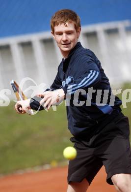 Tennis Nachwuchs. Patrick Ofner. Klagenfurt, am 26.4.2008.
Foto: Kuess
---
pressefotos, pressefotografie, kuess, qs, qspictures, sport, bild, bilder, bilddatenbank