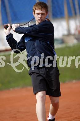 Tennis Nachwuchs. Patrick Ofner. Klagenfurt, am 26.4.2008.
Foto: Kuess
---
pressefotos, pressefotografie, kuess, qs, qspictures, sport, bild, bilder, bilddatenbank