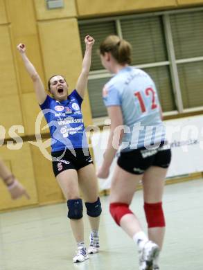 Volleyball. Bundesliiga. ATSC Sparkasse Wildcats gegen Post SV Wien.  PRAEPROST Maja, KAADEN Elena (Wildcats).
Wien, 30.4.2008.
Copyright Kuess

---
pressefotos, pressefotografie, kuess, qs, qspictures, sport, bild, bilder, bilddatenbank