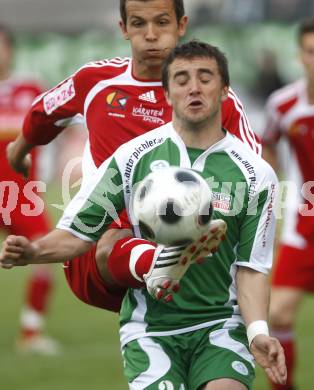 Fussball Red Zac Bundesliga. FC Kaernten gegen DSV Leoben. Haris Bukva (FCK), Rene Schicker (Leoben). Klagenfurt, am 2.5.2008.
Copyright Kuess

---
pressefotos, pressefotografie, kuess, qs, qspictures, sport, bild, bilder, bilddatenbank