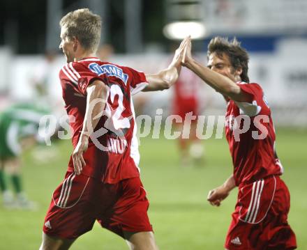 Fussball Red Zac Bundesliga. FC Kaernten gegen DSV Leoben. Torjubel Thomas Hinum, Helmut Koenig. Klagenfurt, am 2.5.2008.
Copyright Kuess

---
pressefotos, pressefotografie, kuess, qs, qspictures, sport, bild, bilder, bilddatenbank