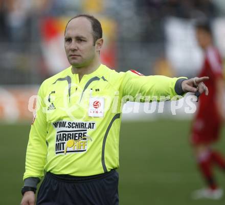 Fussball Red Zac Bundesliga. FC Kaernten gegen DSV Leoben. Schiedsrichter Thomas Prammer. Klagenfurt, am 2.5.2008.
Copyright Kuess

---
pressefotos, pressefotografie, kuess, qs, qspictures, sport, bild, bilder, bilddatenbank