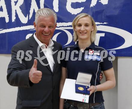 Fechten. Degen, Florett, Saebel. Landessportdirektor Reinhard Tellian, Sandra Kleinberger. Klagenfurt, am 4.5.2008
Copyright Kuess

---
pressefotos, pressefotografie, kuess, qs, qspictures, sport, bild, bilder, bilddatenbank