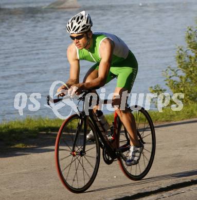 Triathlon. Schwimmen, Radfahren, Laufen. Gernot Seidl. Klagenfurt, am 12.5.2008.
Copyright Kuess

---
pressefotos, pressefotografie, kuess, qs, qspictures, sport, bild, bilder, bilddatenbank