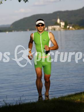 Triathlon. Schwimmen, Radfahren, Laufen. Gernot Seidl. Klagenfurt, am 12.5.2008.
Copyright Kuess

---
pressefotos, pressefotografie, kuess, qs, qspictures, sport, bild, bilder, bilddatenbank