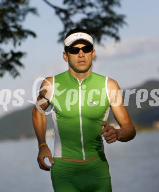 Triathlon. Schwimmen, Radfahren, Laufen. Gernot Seidl. Klagenfurt, am 12.5.2008.
Copyright Kuess

---
pressefotos, pressefotografie, kuess, qs, qspictures, sport, bild, bilder, bilddatenbank