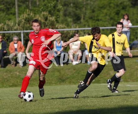 Fussball Unterliga Ost. Ludmannsdorf gegen St. Michael/Bl. Stefan Modritsch (Ludmannsdorf), Davorin Ferlez (St. Michael). Ludmannsdorf, am 11.5.2008.
Foto: Kuess
---
pressefotos, pressefotografie, kuess, qs, qspictures, sport, bild, bilder, bilddatenbank