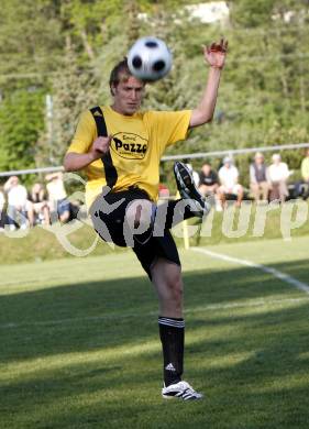 Fussball Unterliga Ost. Ludmannsdorf gegen St. Michael/Bl. Samo Bernhard Olip (St. Michael). Ludmannsdorf, am 11.5.2008.
Foto: Kuess
---
pressefotos, pressefotografie, kuess, qs, qspictures, sport, bild, bilder, bilddatenbank