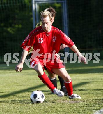 Fussball Unterliga Ost. Ludmannsdorf gegen St. Michael/Bl. Glantschnig Christian (Ludmannsdorf). Ludmannsdorf, am 11.5.2008.
Foto: Kuess
---
pressefotos, pressefotografie, kuess, qs, qspictures, sport, bild, bilder, bilddatenbank