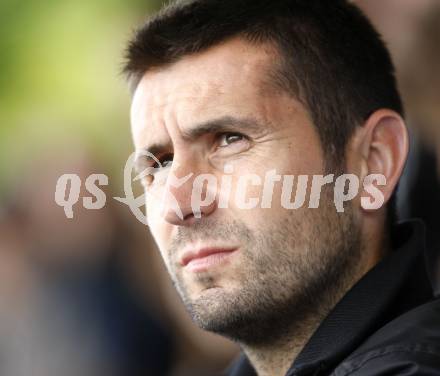 Fussball Regionalliga. SAK gegen SV Gmunden. Nenad Bjelica (FCK, FC Kaernten). Klagenfurt, am 21.5.2008.
Foto: Kuess
---
pressefotos, pressefotografie, kuess, qs, qspictures, sport, bild, bilder, bilddatenbank