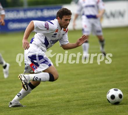 Fussball Regionalliga. SAK gegen SV Gmunden. Edmir Edo Adilovic (SAK). Klagenfurt, am 21.5.2008.
Foto: Kuess
---
pressefotos, pressefotografie, kuess, qs, qspictures, sport, bild, bilder, bilddatenbank