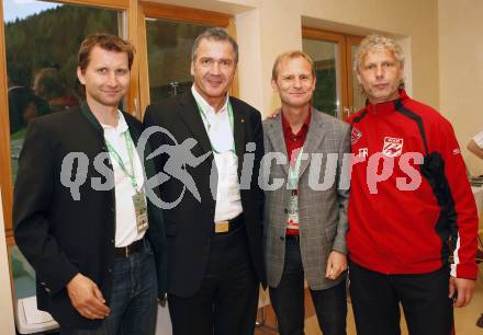 Fussball. Europameisterschaft. Testspiel Euro 2008 -Team Tschechien gegen Kaernten 2008-Team WAC/St. Andrae. Joerg Schretter, Buergermeister Matthias Krenn, Heinz Palme, Peter Hrstic. Bad Kleinkirchheim, am 24.5.2008.
Copyright Kuess

---
pressefotos, pressefotografie, kuess, qs, qspictures, sport, bild, bilder, bilddatenbank